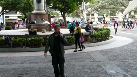 Aviso Parque Central
