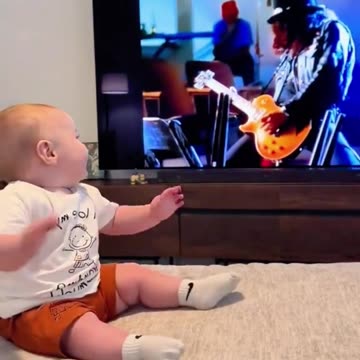 Tiny Dancer grooving to TV Tunes