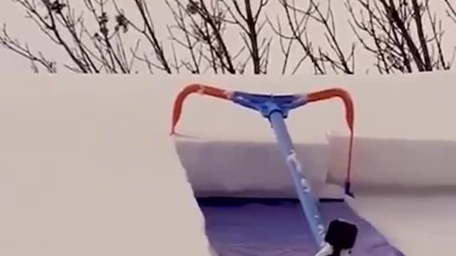 Removing snow from your rooftop