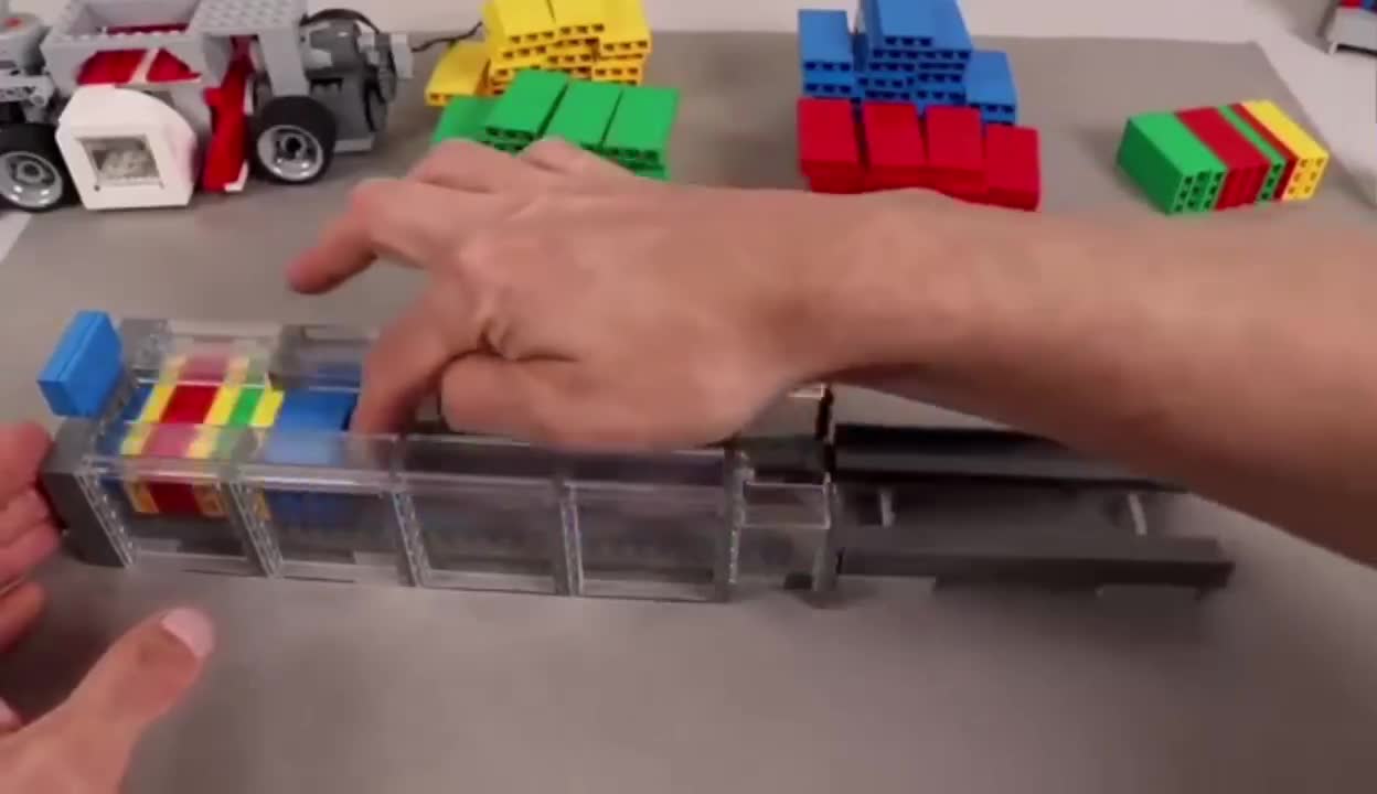 Surprise! Lego can still play like this