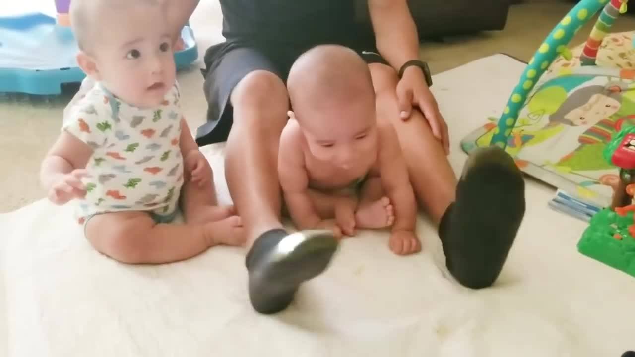 Best Videos Of Funny Twin Babies Compilation - Twins Baby Video