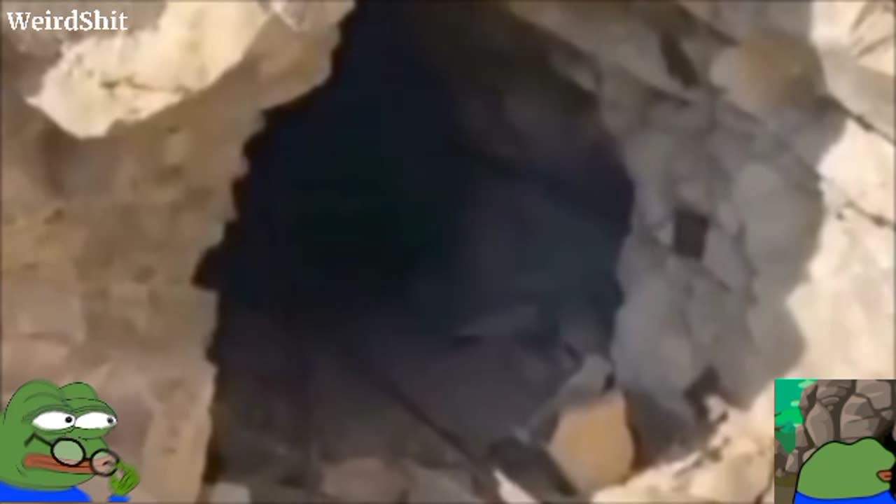 HIKERS FIND HUMANOID BEING IN AN ABANDONED MINE IN ARIZONA