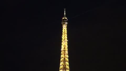 France. paris / street performance - Jason Mraz - I'm Yours