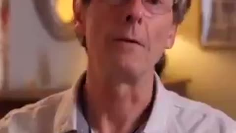 Former Pfizer Chief Scientist Mike Yeadon Warns the Public about Vaccine Passport