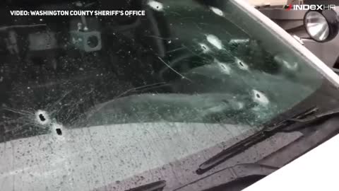 Pogledajte kako je vozač pucao na policajce