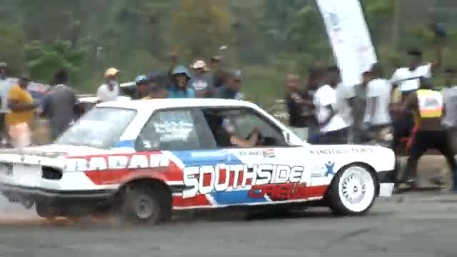 BMW E30 Burnouts