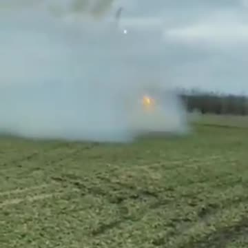 Ukraine Russia War Mobile Artillery Launch's Several Missiles Rapidly