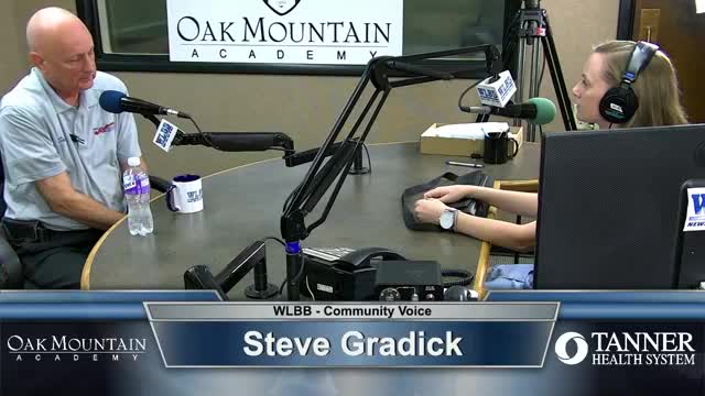 Community Voice 9/7/21 - Steve Gradick with Guest Host Sara Claudia Cain