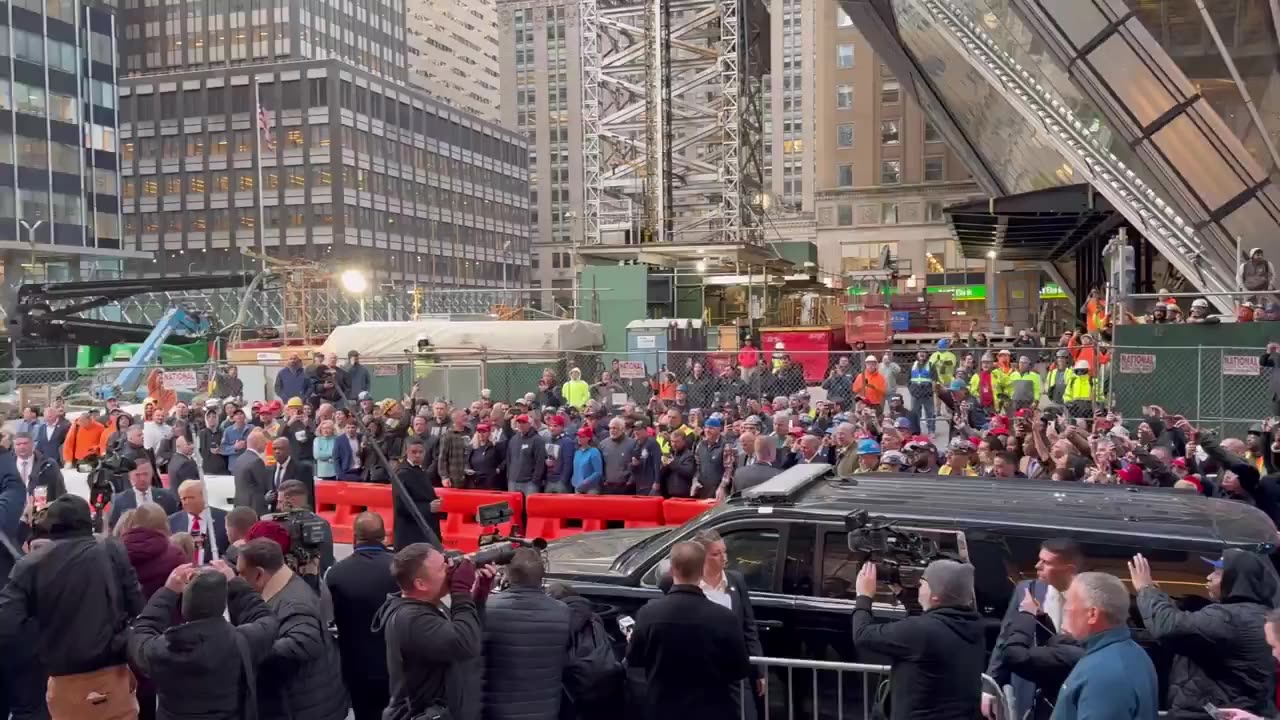 MASSIVE Group Of Patriots Chant USA Outside Of Trump Trial