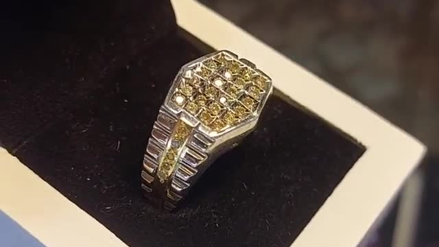 خاتم رجالي مرصع بالماس