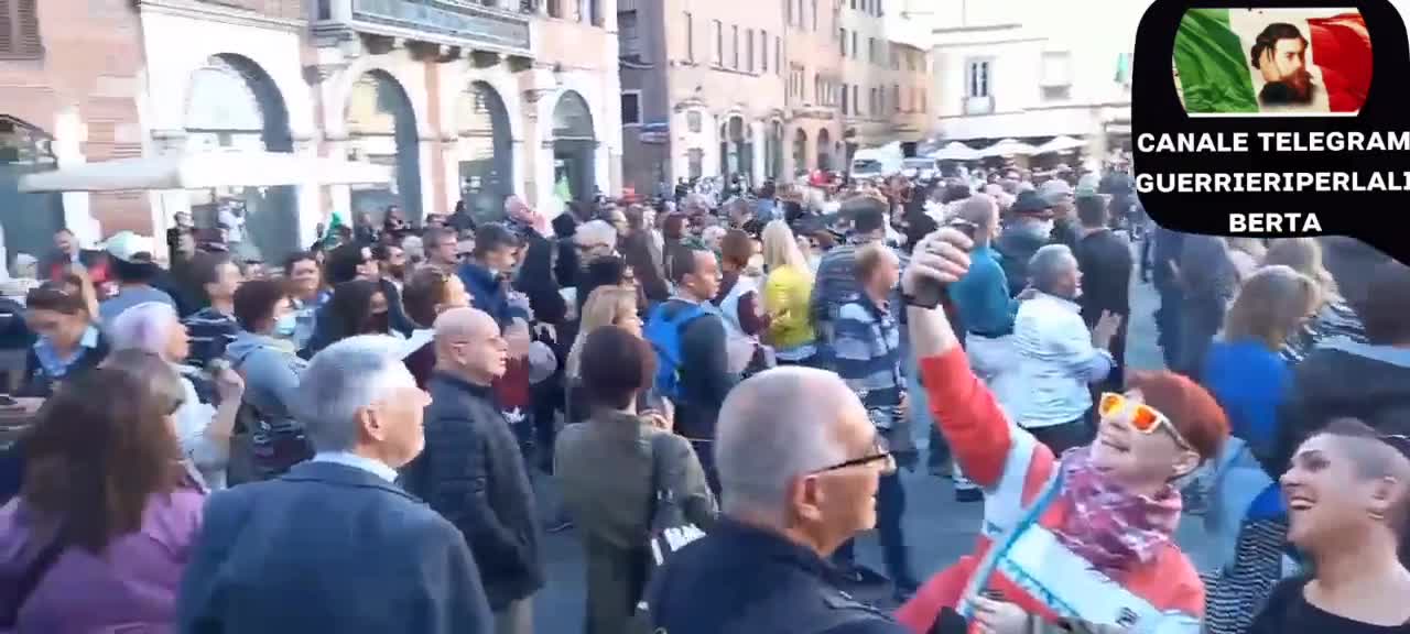 Lucca, Italy: Vaccine Passport Protests Erupt Oct. 15, 2021