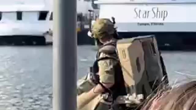 SPECIAL OPS SOLDIER WITH JETPACK BOARDS SHIP IN AMAZING VIDEO HOW TO BOARD A SHIP IN STYLE.