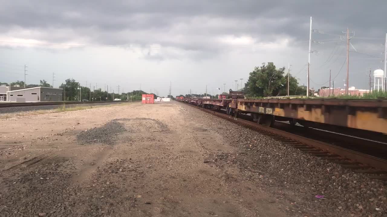 BNSF empty wind turbine blade train Rosenberg Texas 8/15/21