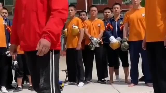 Kung fu - self defense technique. Incredible