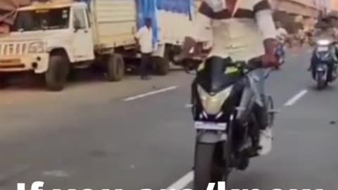 funny motorbikers accidents !! can't help laughing