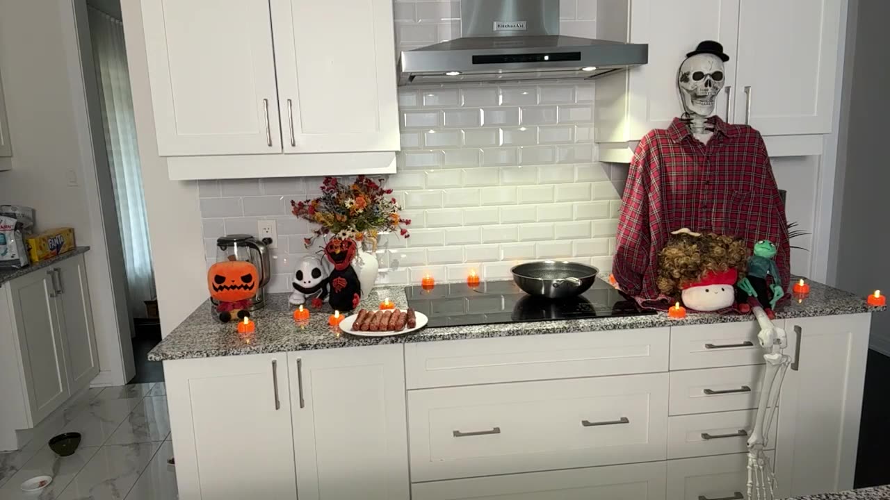 TrendingNow #USA #Canada #Trendingnow #Trending #Viral #Topviralvideo CATWOMAN Halloween cooking