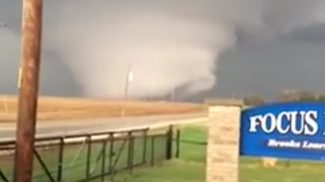 Tornado footage near Rochelle IL