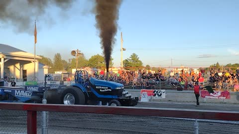 Tractor Pulls - Hard Target'