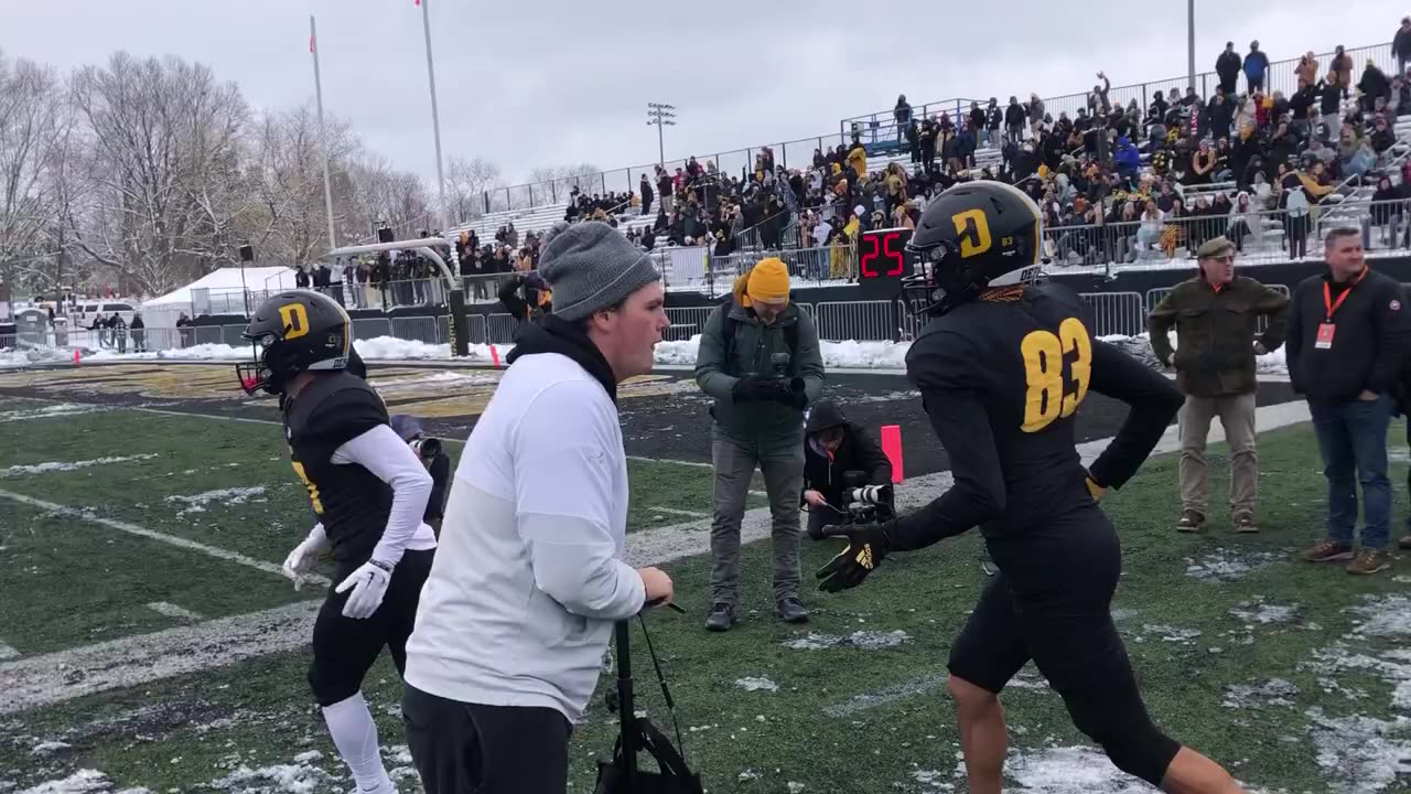 November 12, 2022 - The DePauw Tigers Take the Field for the 128th Monon Bell Classic