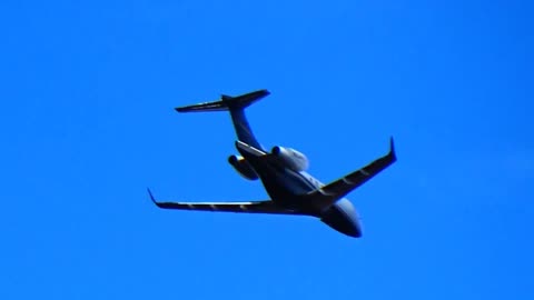 Embraer Phenom 300