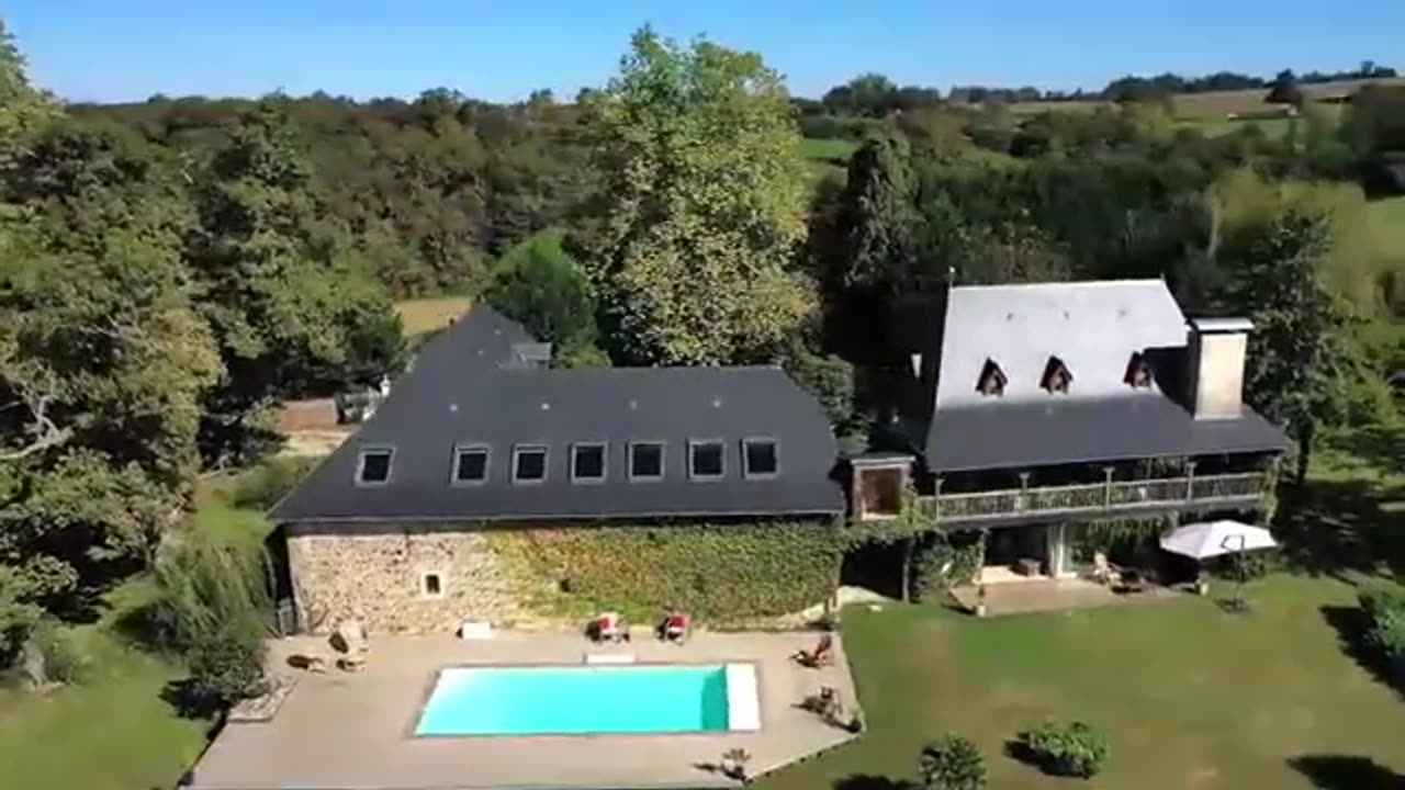 Home with Exceptional Pyrenean Views