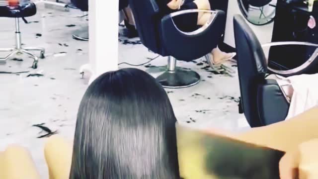 Girl hair cut so funny way ♥ cutting process amazing #viral#treevideo