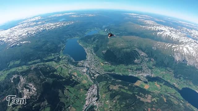 Friday Freakout Skydivers Reserve Handle Accidentally Pulled On Exit But Didnt Open_1080p