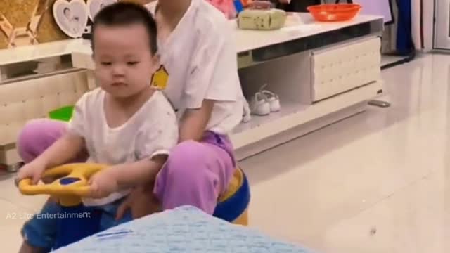 Baby👼 taking action against his siste || Cute Baby ❤️ kissing his sister 🤣