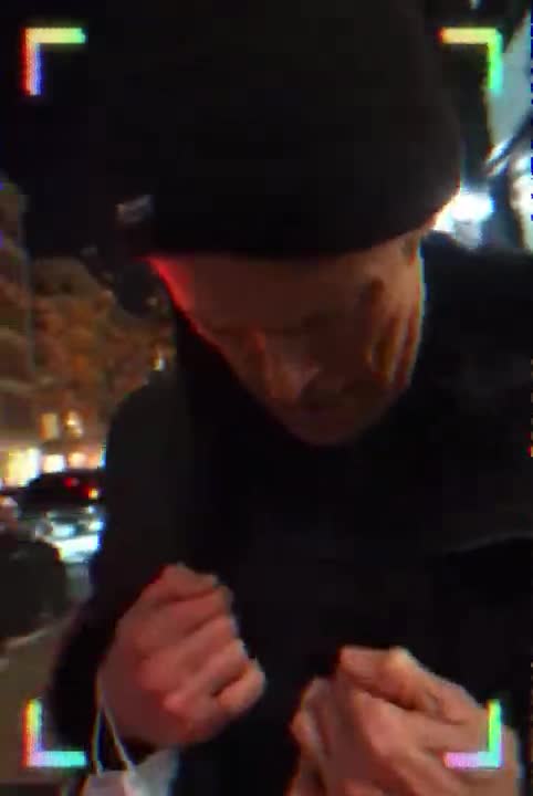 𝓦𝓲𝓵𝓵𝓮𝓶 𝓓𝓪𝓯𝓸𝓮 𝓓𝓻𝓲𝓹