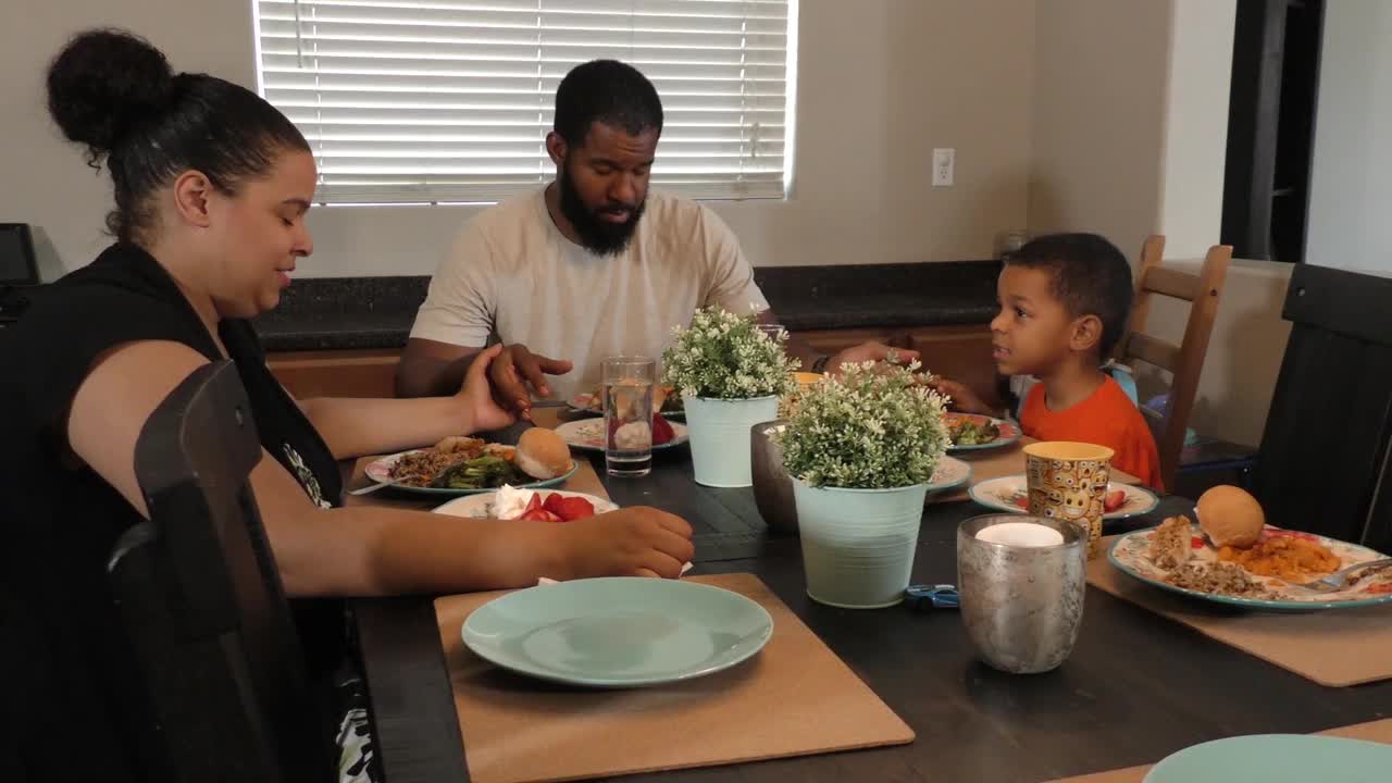 0672: Getting Your Child to Eat - RECAP