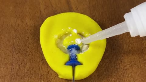 Super Glue and Baking Soda Trick