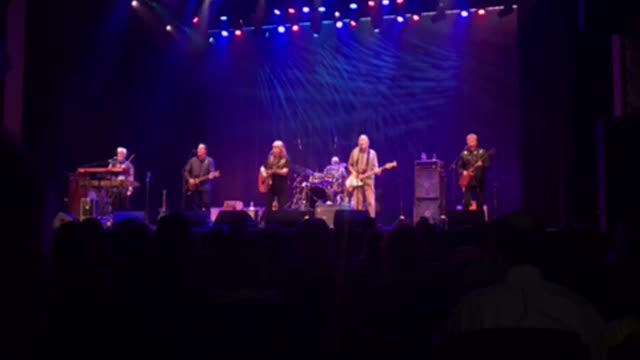 Firefall plays live “Cinderella” in Florida Theatre, Jacksonville