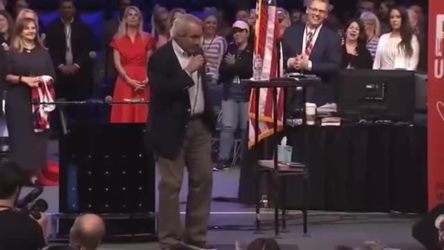 Lin Wood about the pope