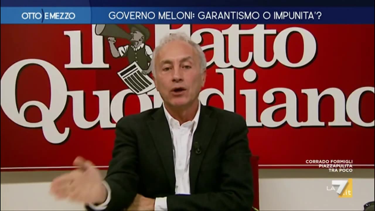 Marco Travaglio in tv:un detenuto bendato in parlamento si sentirebbe a casa propria! tema,l'abolizione del reato di abuso d'ufficio che il governo di Lady Aspen Giorgia Meloni sta portando avanti con la sua riforma della giustizia.