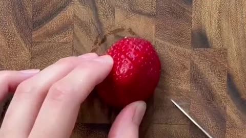 Making Açai bowls