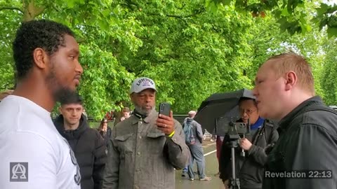 Speakers Corner - Chris (The Ice Man) Talks To MuslimsAllah's Body PartsDid Muhammad Do Miracles