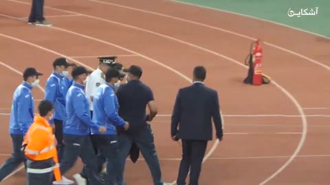 حكيم والمشجع