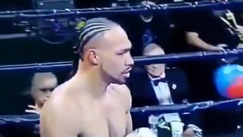 You know you're in trouble when the ref makes this face 🤣