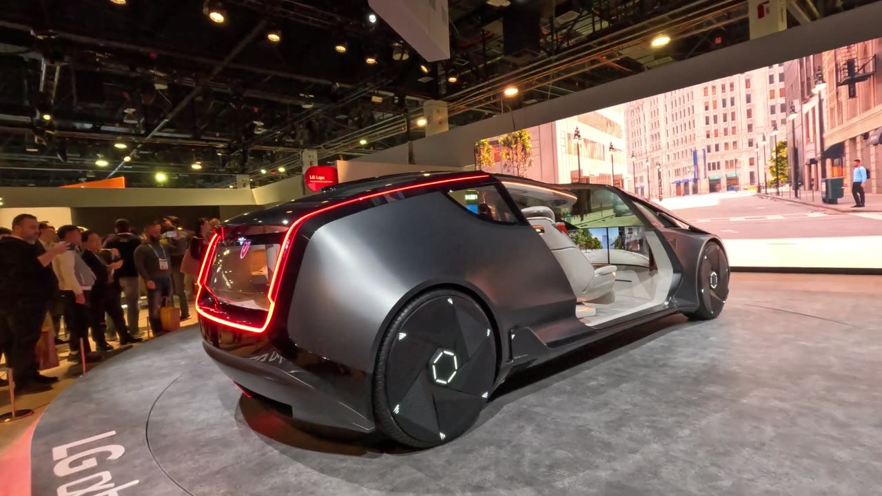 CES 2024 LG EV