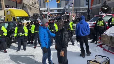 Freedom protestors in Ottawa are told to leave north on Sussex or they will be arrested.