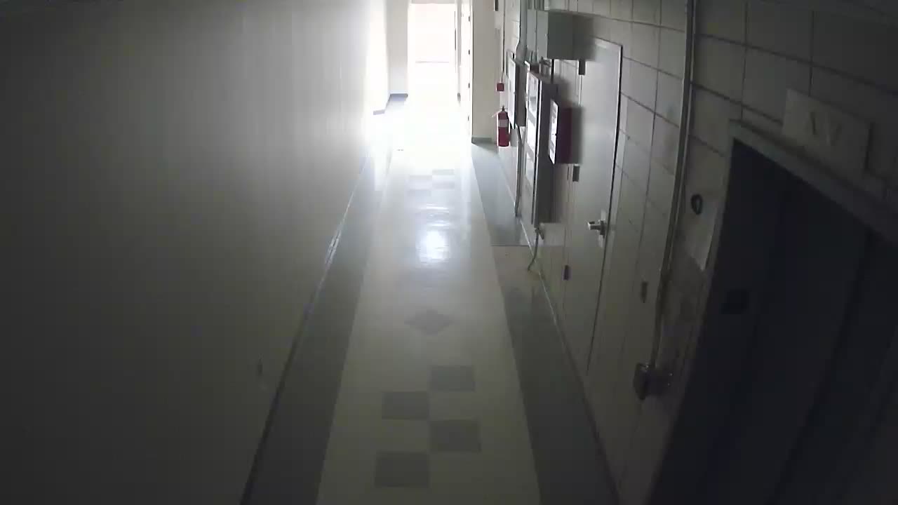 8801VZN01Elevator_2021-01-06_02h40min00s180ms.mp4