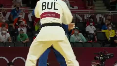 BUL Olympic shoulder throw