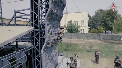 Scouts of Russian military undergo mountain training during new training season