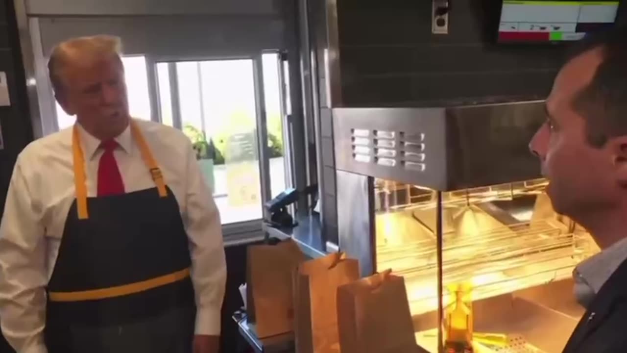 PRESIDENT TRUMP WORKING MCDONALDS VIDEO9 #TRUMP24