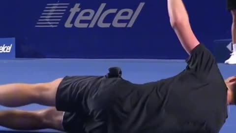 CAE OTRO TENISTA INYECTADO