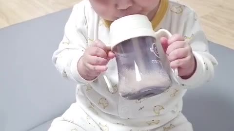 baby eating vegemil