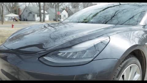 Tesla Autopilot Works With NO Lane Markings to