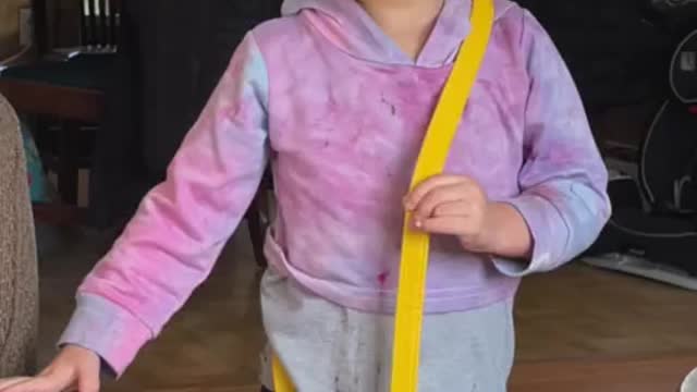 Little girl flat out denies she was using mommy's makeup