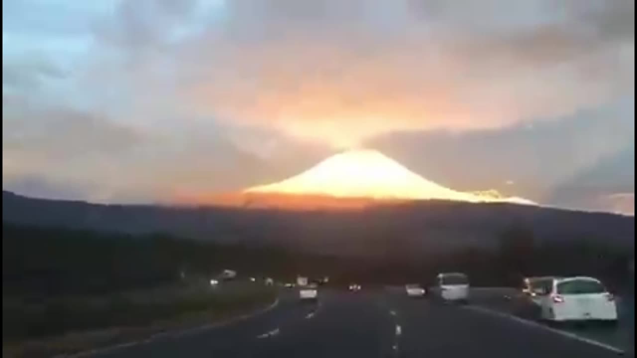 holy.mp4 | Glowing Mountain UAV UFO Miracle Mirage God Creepy Alien Sightings Unexplained Paranormal