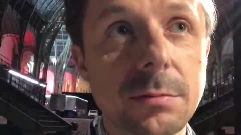 Martin Solveig apologizes for question